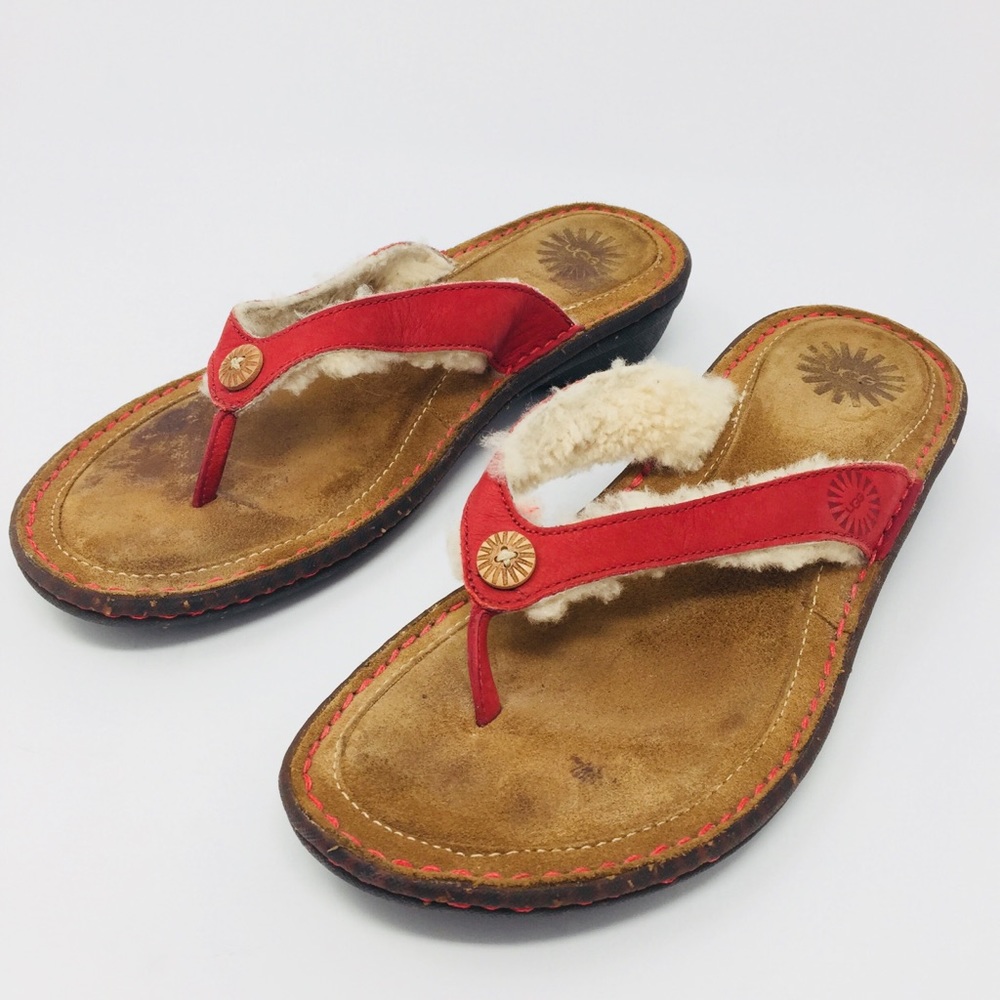 Uggs Hamoa Red Shearling Sandals Thongs Size 9-9.5